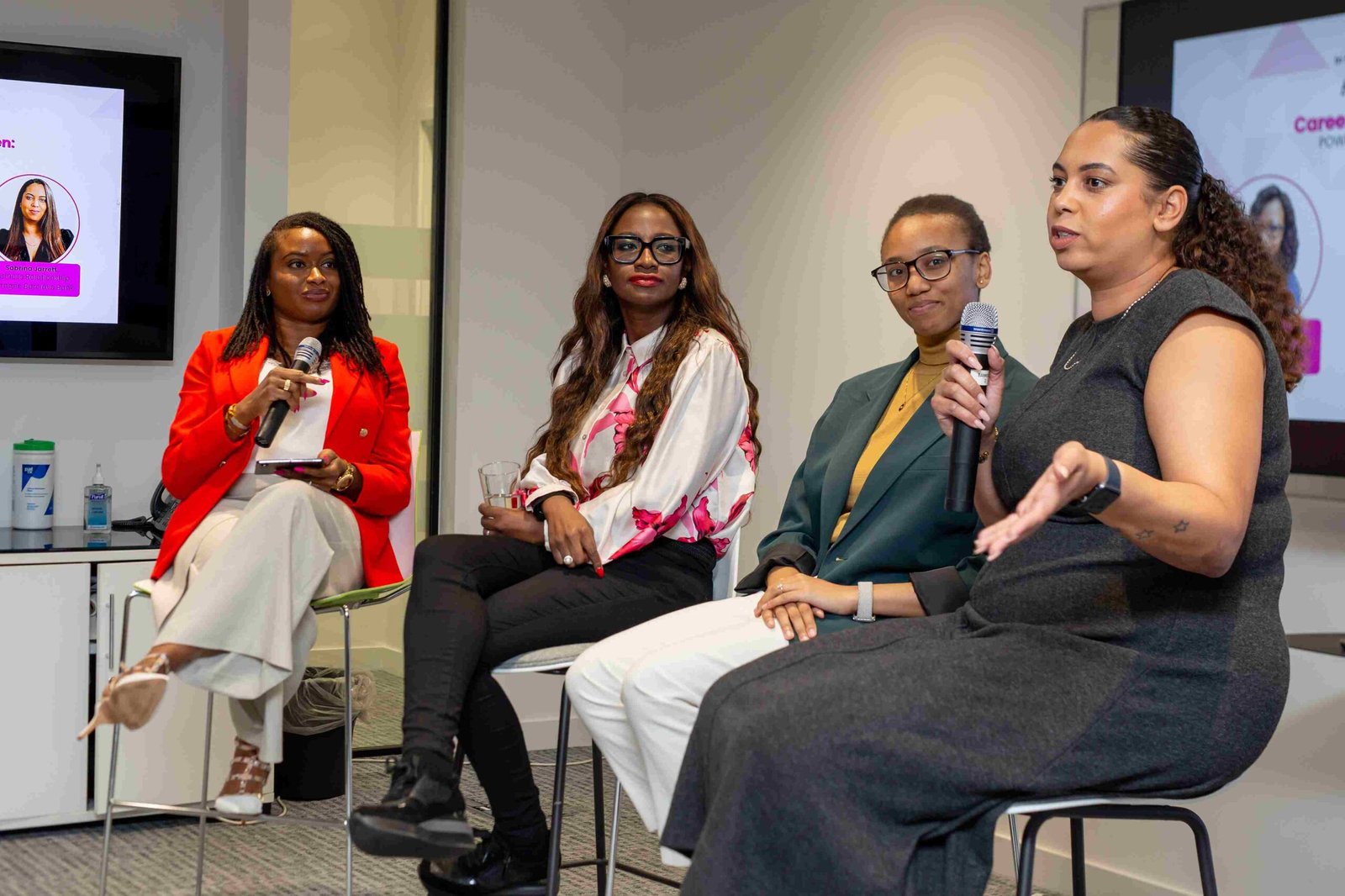 Connecting stories - women empowerment