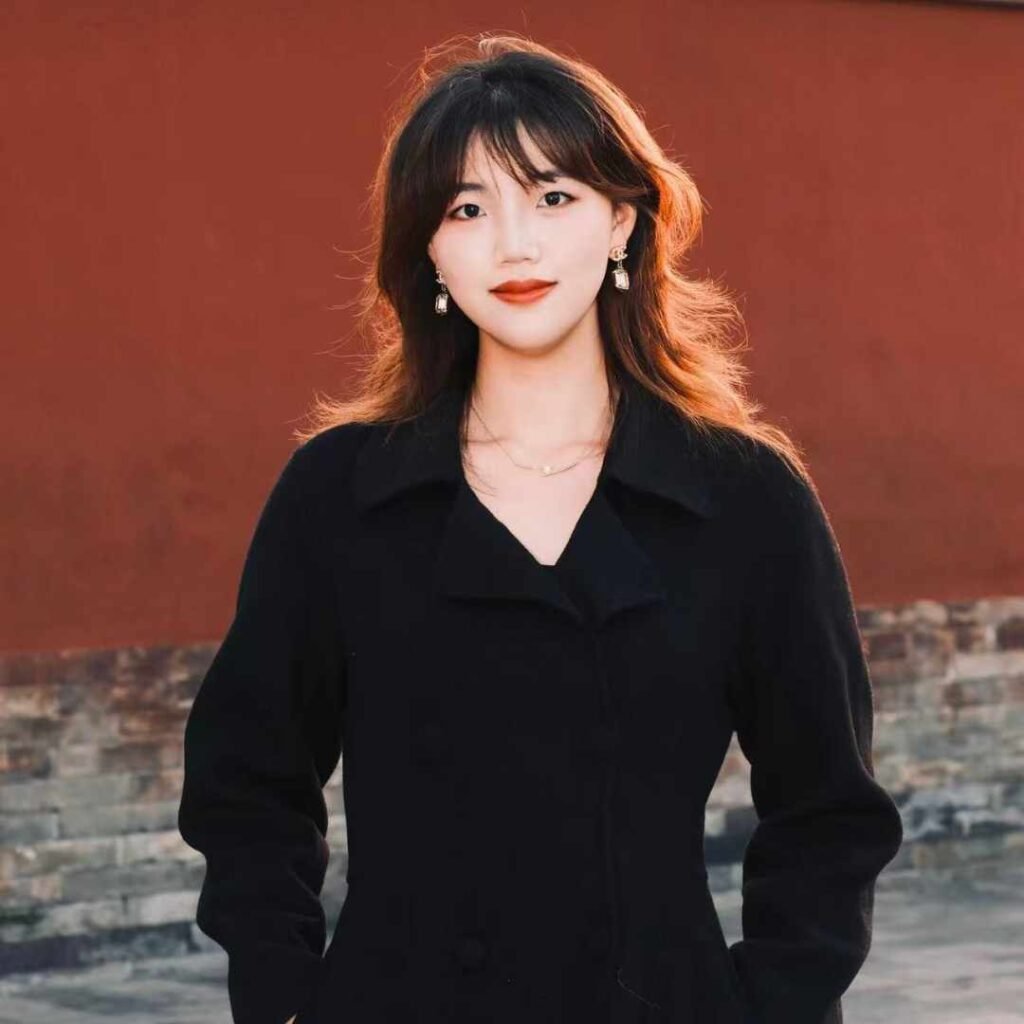 Connecting Stories | Financial Literacy & Empowerment for Women